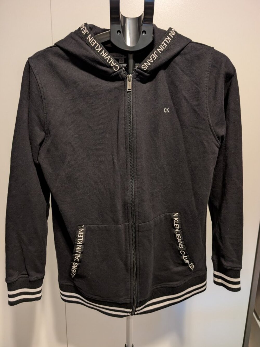 Calvin Klein Jeans black youth hoodie - XL